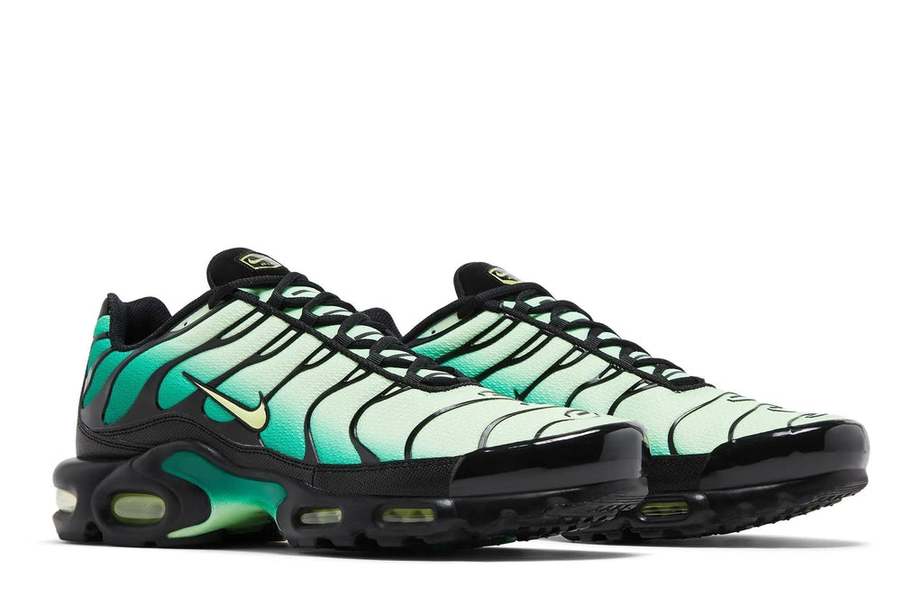 Nike Air Max Plus Vapor Green Gradient - Bold Malachite & Lemon Twist Colorway