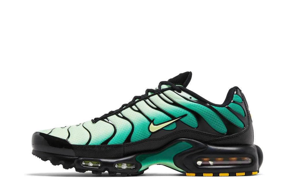 Nike Air Max Plus Vapor Green Gradient - Bold Malachite & Lemon Twist Colorway