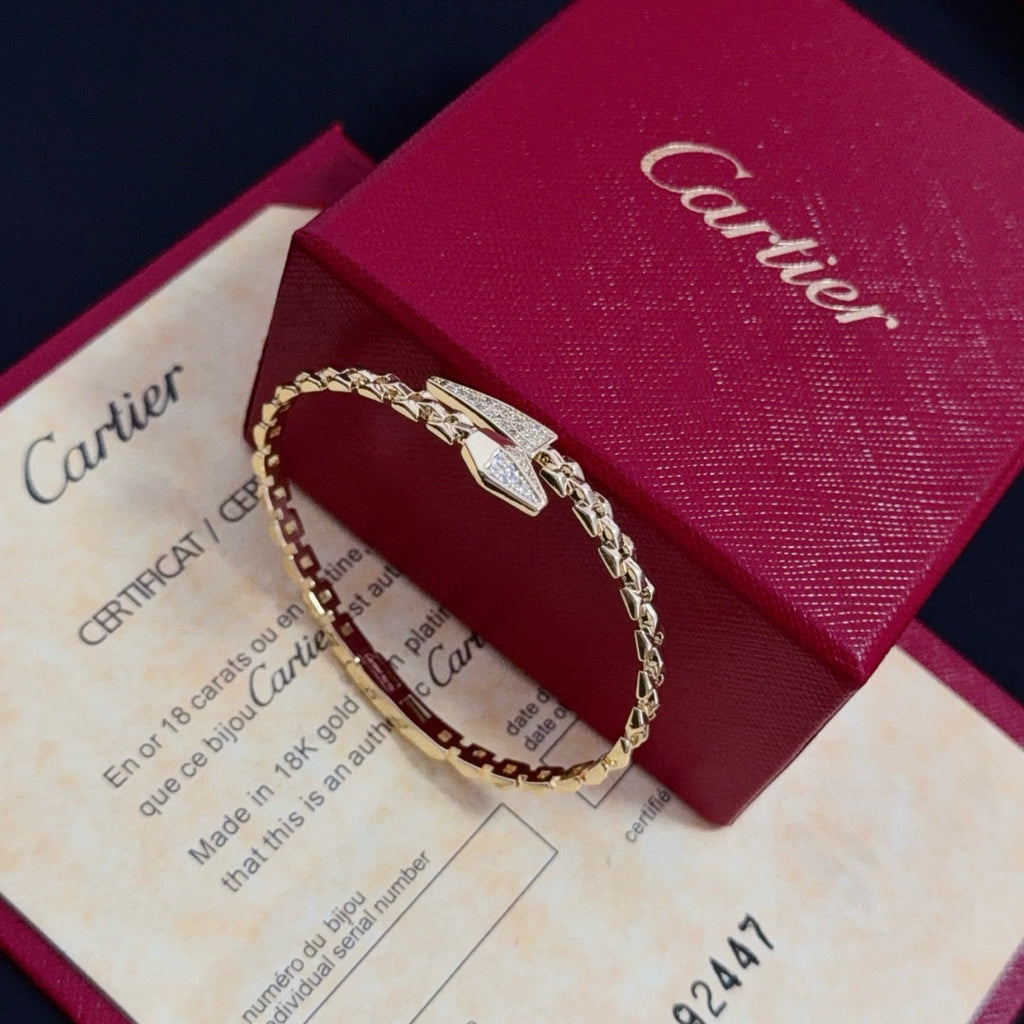 Diamond-Set Classic Bracelet | Contemporary Luxury | Iconic Style