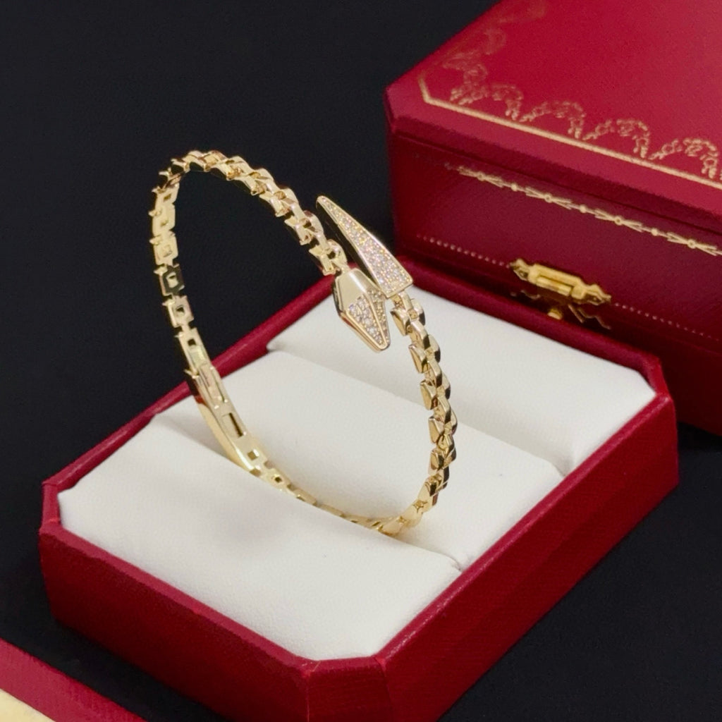 Diamond-Set Classic Bracelet | Contemporary Luxury | Iconic Style