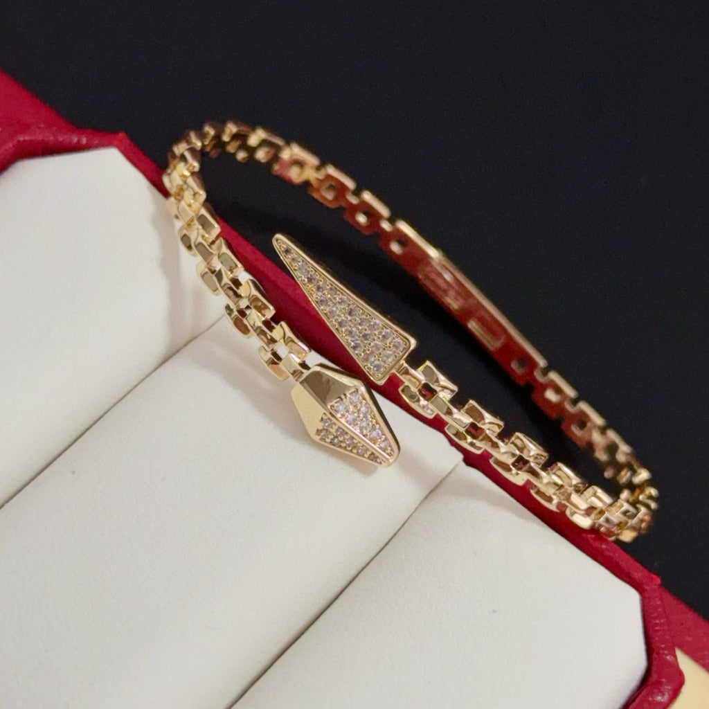 Diamond-Set Classic Bracelet | Contemporary Luxury | Iconic Style