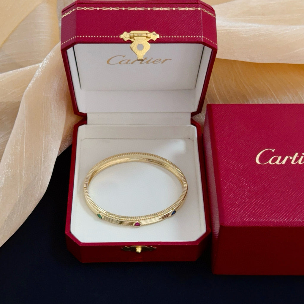 Colored Diamond Panther Bracelet | Premium V-Gold